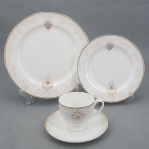 High Quality antique colorful 2020 16 piece dinner set new bone china dinnerware sets with cheap price