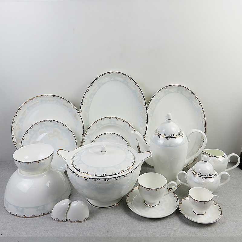 66pcs dinner set luxury fine bone porcelain dinnerware ceramics tablewares in Pakistan