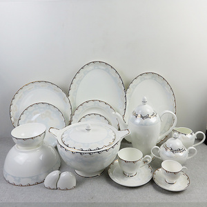 66pcs dinner set luxury fine bone porcelain dinnerware ceramics tablewares in Pakistan