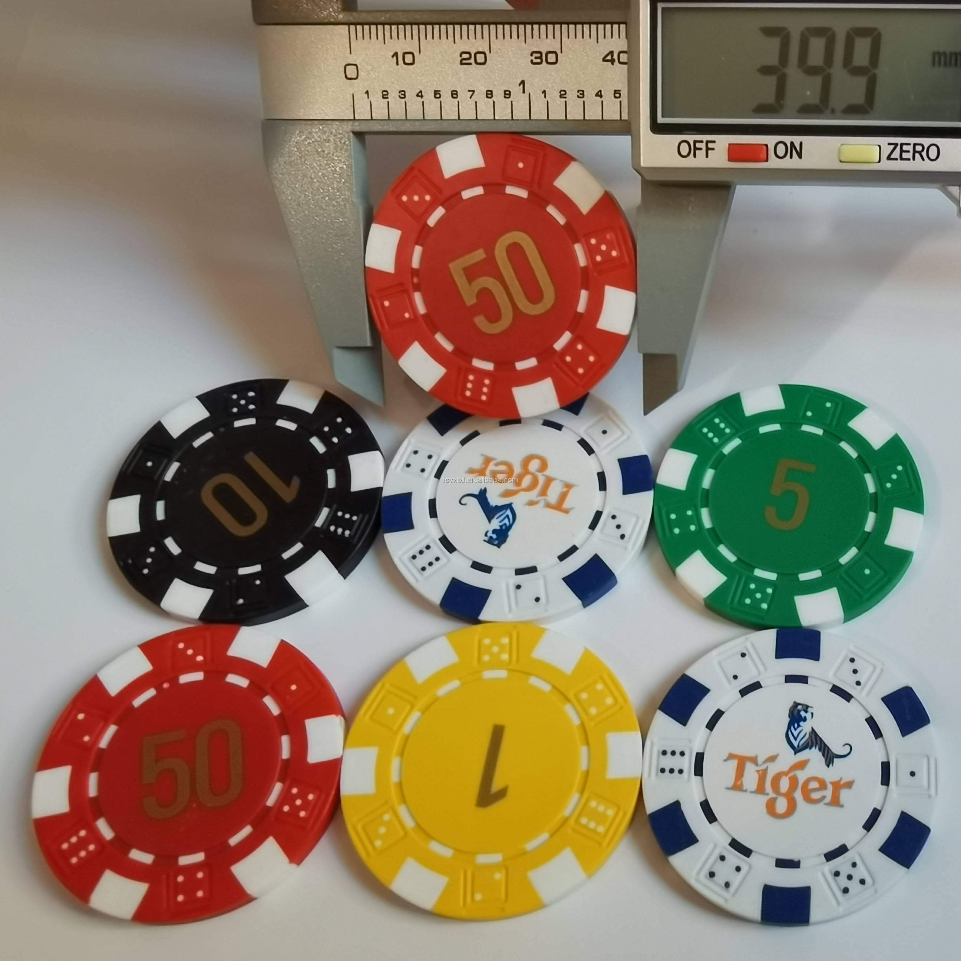 Yexin plastic abs round token new board game chips Best Seller pro series 11.5 gram poker chips