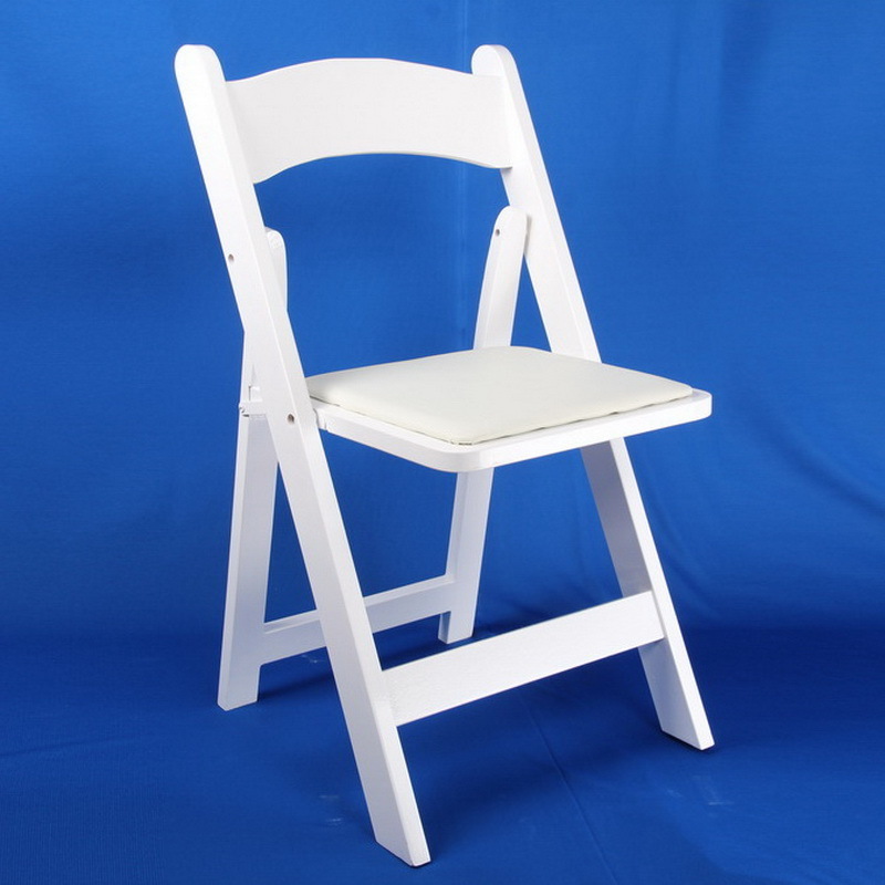 2022 White Outdoor Furniture Garden Set Wood Foldable Cafe plastic Folding Chairs For Events