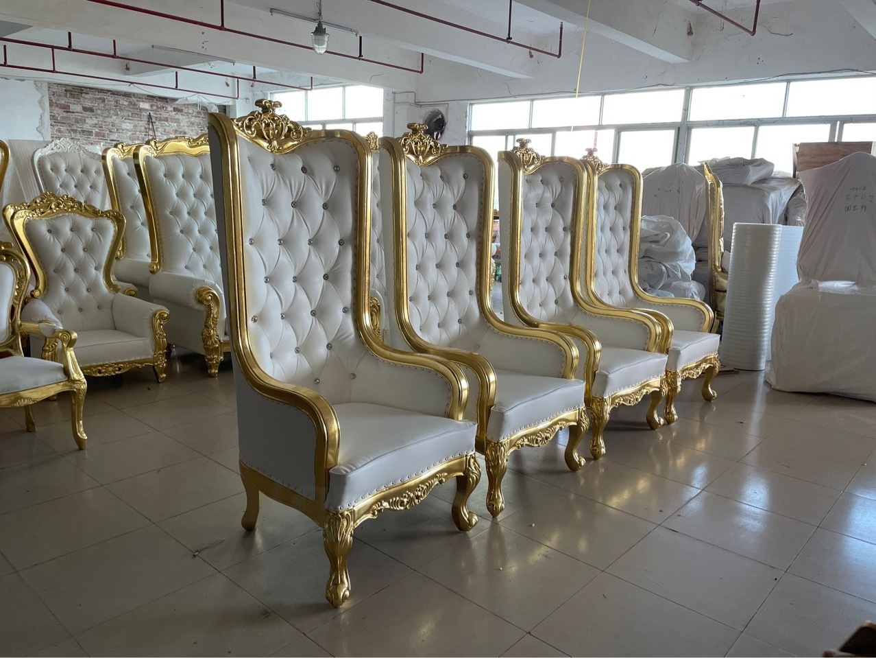 King And Queen High Back Cheaper Pink King Sliver Throne Chairs High Back Royal Luxury Wedding Chair