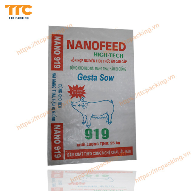 Vietnam poultry chicken fish pig farm animal 25kg 50kg pp woven bag empty feed bags for wholesale