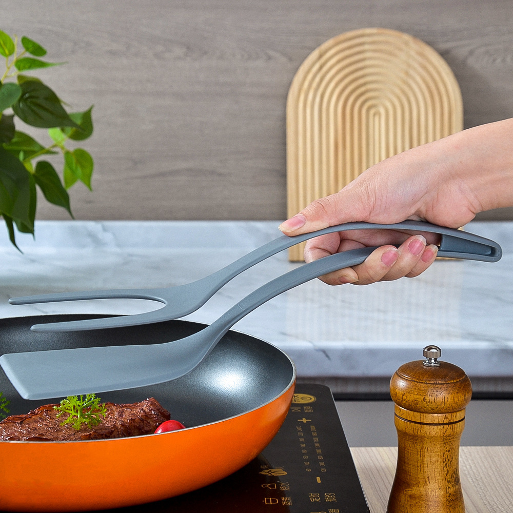 Egg turner spatula top