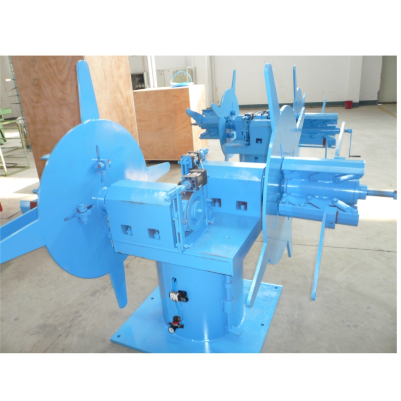 Competitive Price STKJ300 Double Side Manual Uncoiler Decoiler Machine Steel Coil Uncoiler for Steel Strip