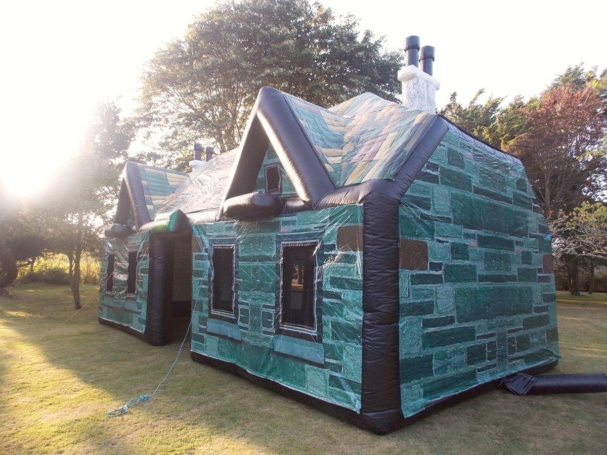 custom advertising Oxford Cloth inflatable log cabin tent house tent with lights and blower  For Concert Or Even