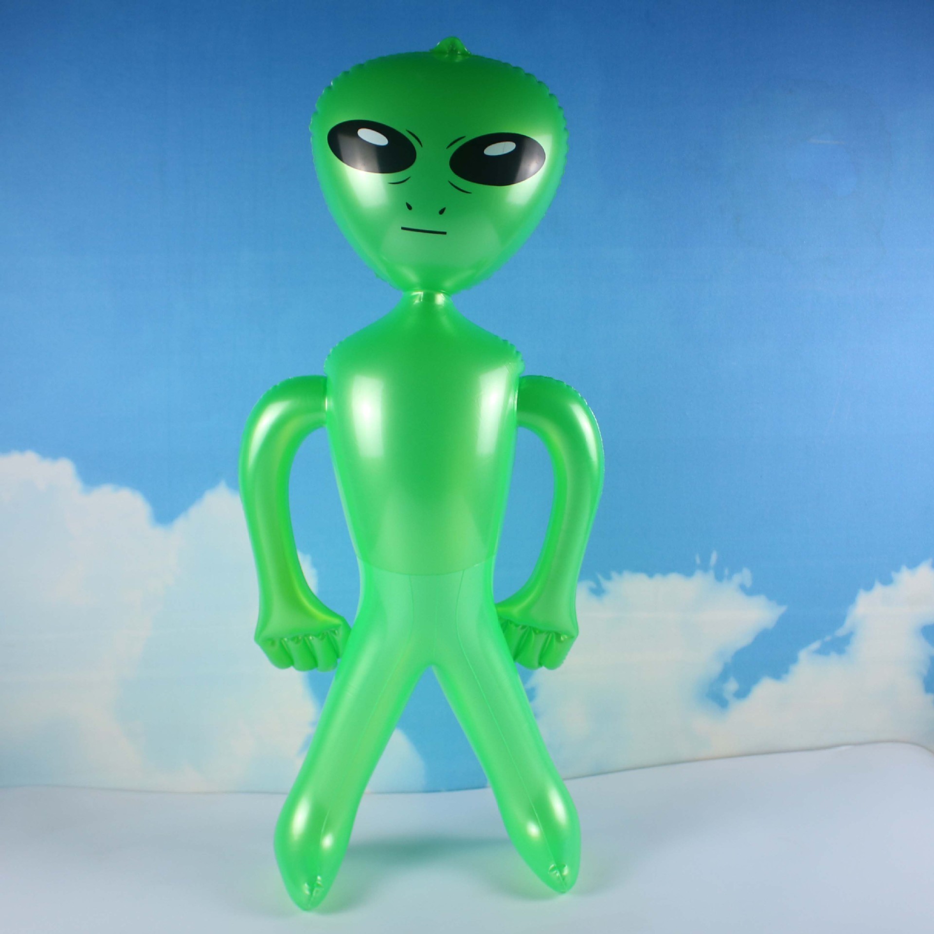 Customized acceptable Decorative Inflatable PVC Aliens Toys Kids Inflatable Toys for fun