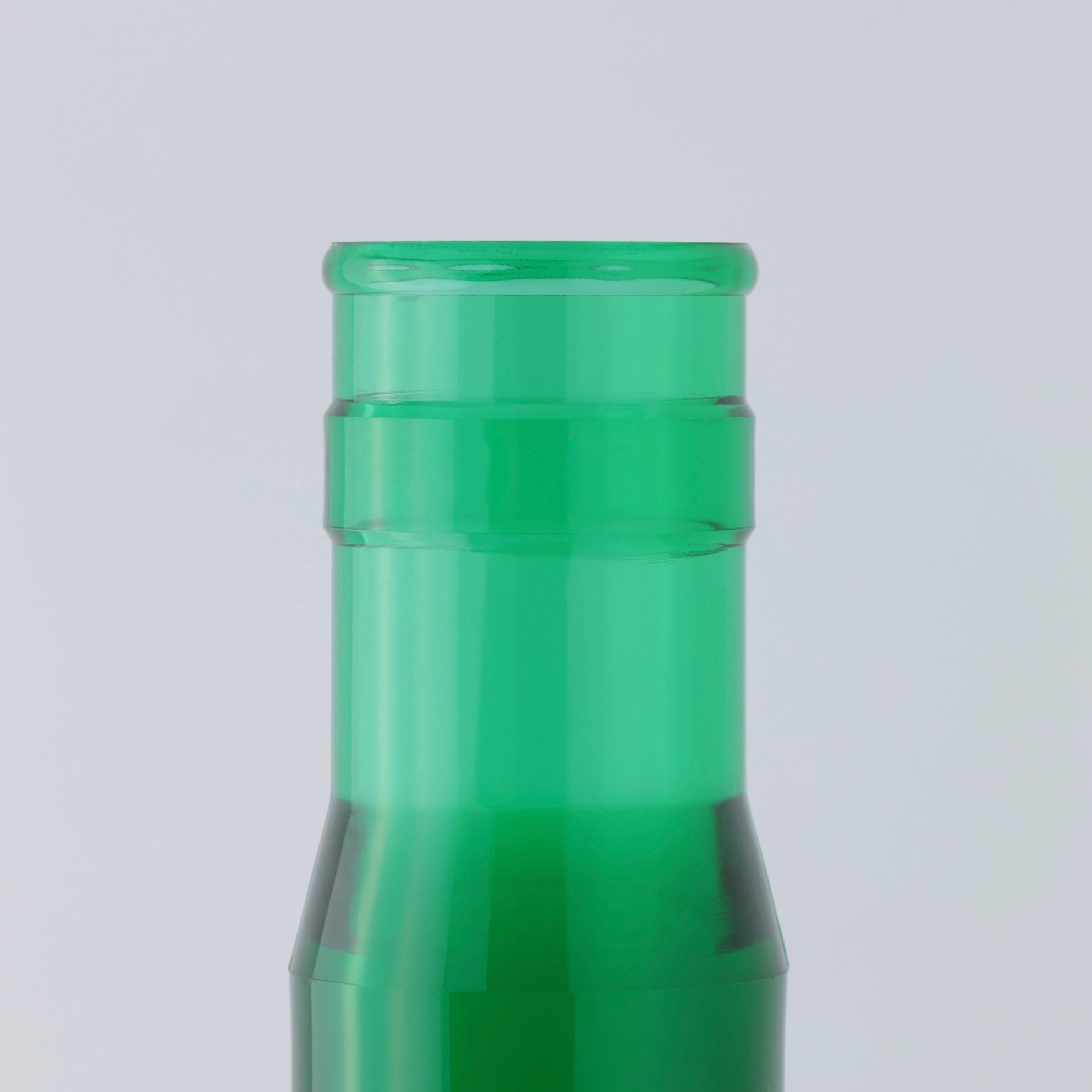 High Quality 3gallon 5gallon Bottle 55mm Pressed Neck Water Preform Bottle 750 Grams For 18l Bottle Size