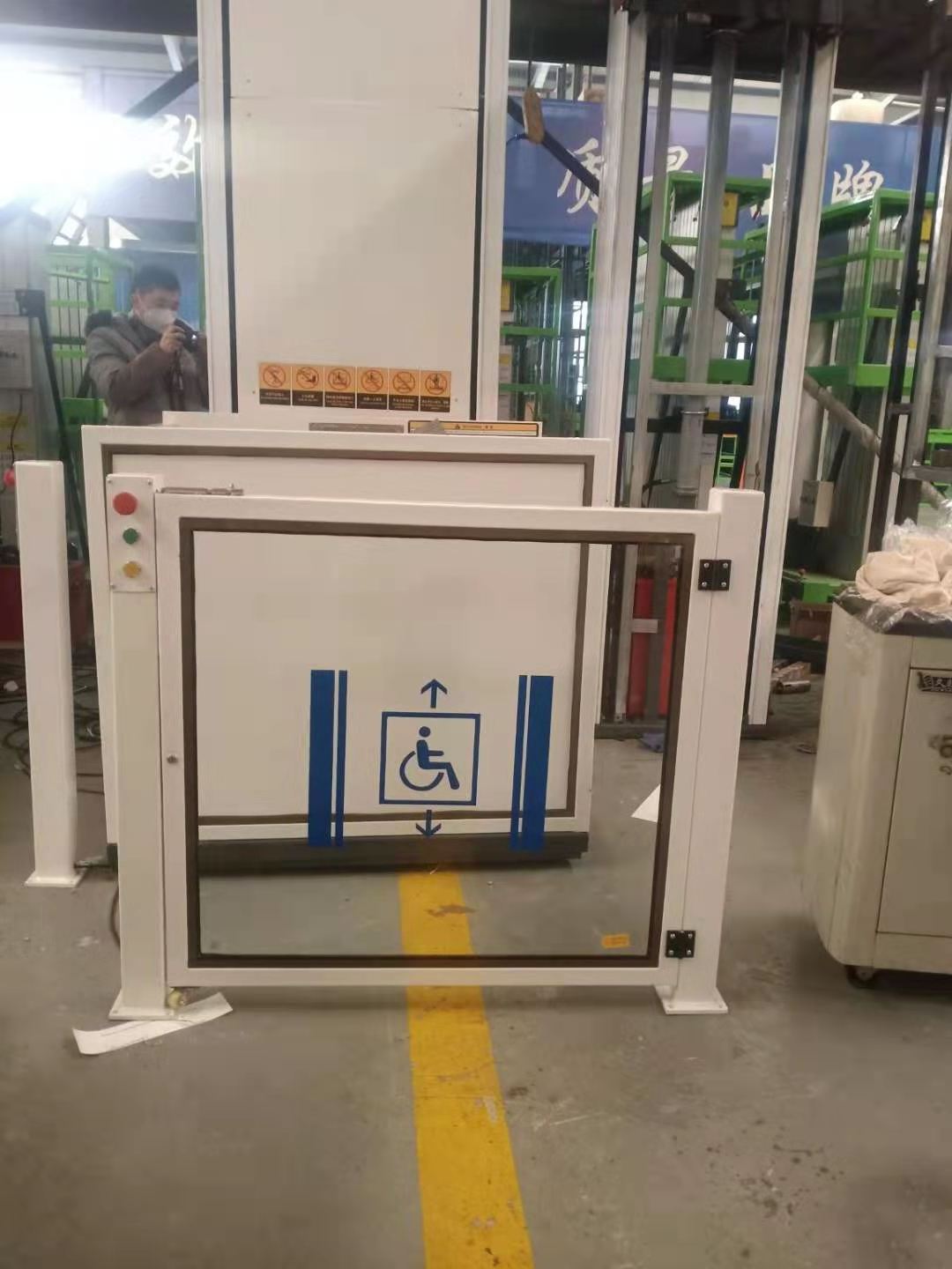 Hot Sale Customized Disabled Low Noise Safe Hydraulic Elevator Wheelchair Lift electronic wheelchair lift