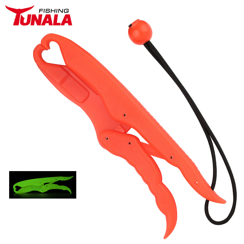 Outdoors Luminous Fish Grip Controller Fish Gripper ABS Plastic Fishing Grabber Clip Fish Control Tackle