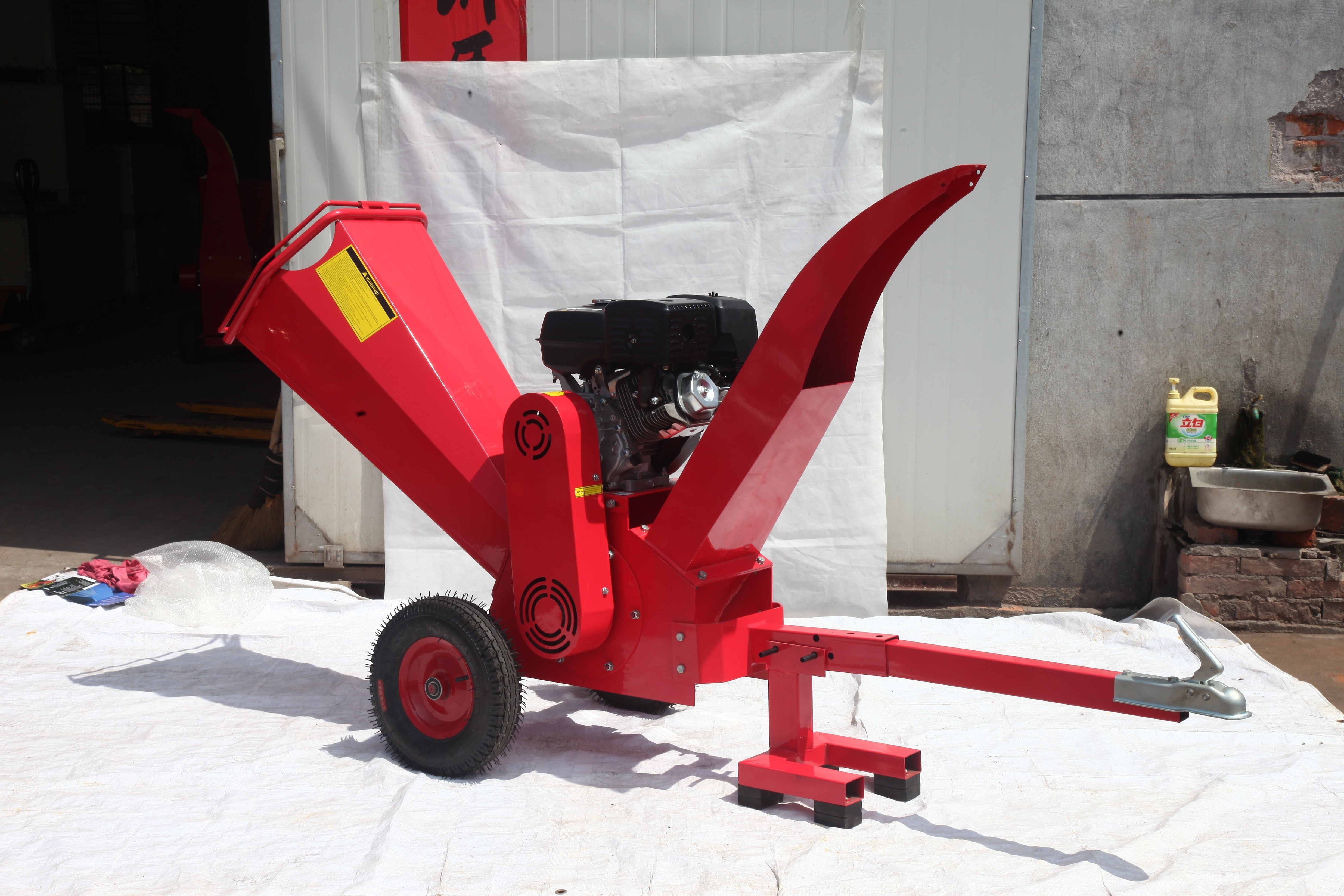 TOGO wood chipper machine with 15 hp electric