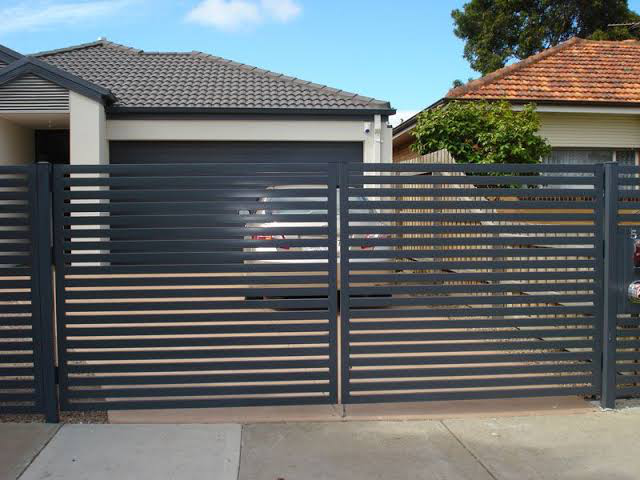 Driveway Security Sliding Gate Custom Outdoor Gates automatic with remote control aluminum railing gate