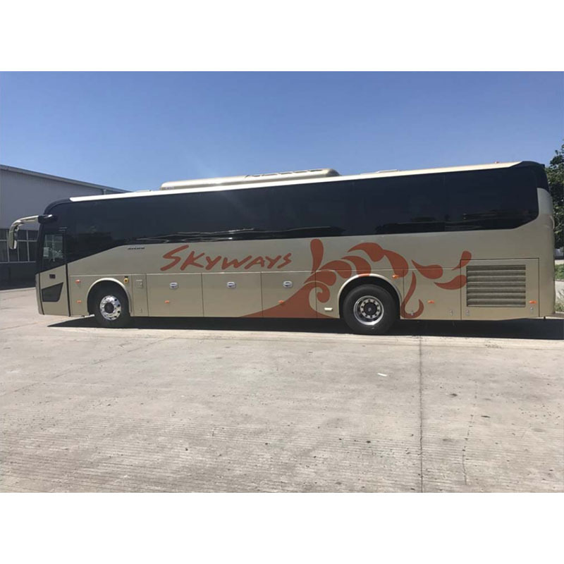 Higer Used Coach Bus 50 Seats RHD Front Engine Automatic Diesel New 48 Seater Passenger Coach Bus Price Includes Toilet