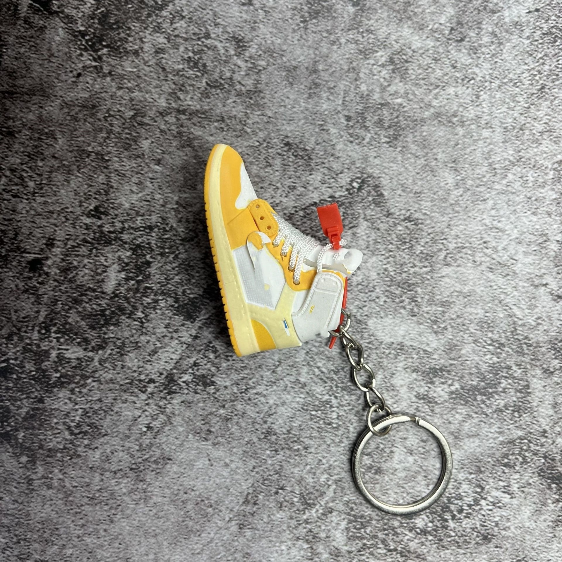 Rubber PVC Plastic Basketball 3D Mini Shoe Keychain OW AJ1 Jor dan Shoe Sneaker Keychain