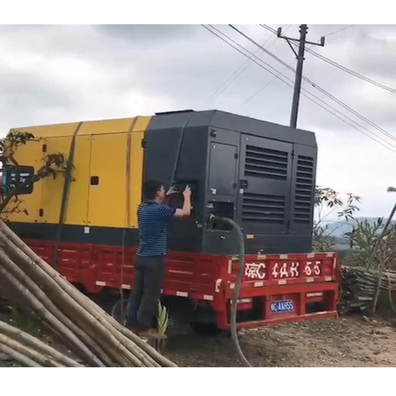 atlas copco 1100cfm  25Bar Diesel Air Compressor with skid mounted