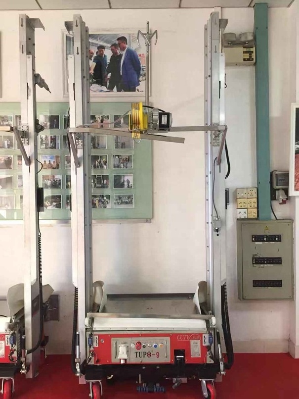 TUPO 9 automatic plastering machine