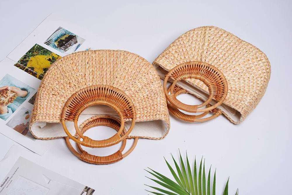 Water Hyacinth Bag Top Seller Rattan Bag Door Gift For Holiday Decoration Classic Style Light Brown Color Vietnam Manufacturer