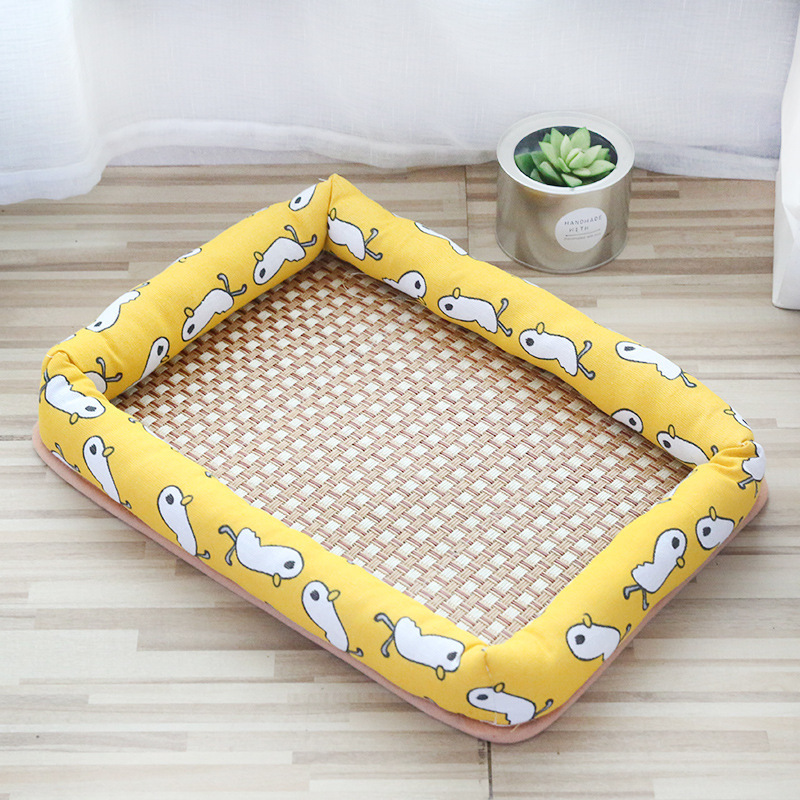 Made In China Best Sale Cooling Pet Rattan Mat Waterproof Soft Dogs And Cats Pet Bed 60*50Cm For Sale