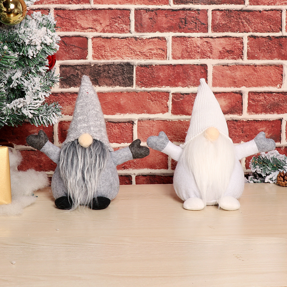 Factory Price Handmade Fabric Mini White Gray Embrace Xmas Gnomes