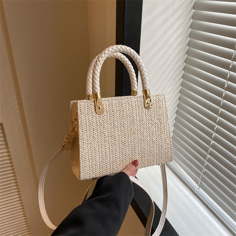 New Fashion Beach Straw Bag Letter Lock Summer Beach Handbag Eco Friendly Handmade Woven Tote Bag  Knitted Women Purse