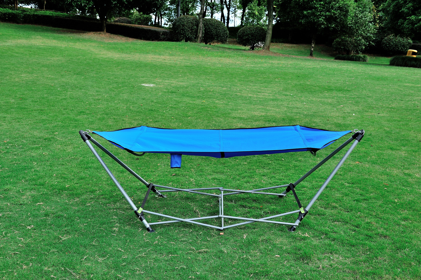 Customized portable folding outdoor Hammock Camping Stand with Roof Stand Carry Bag for Camping