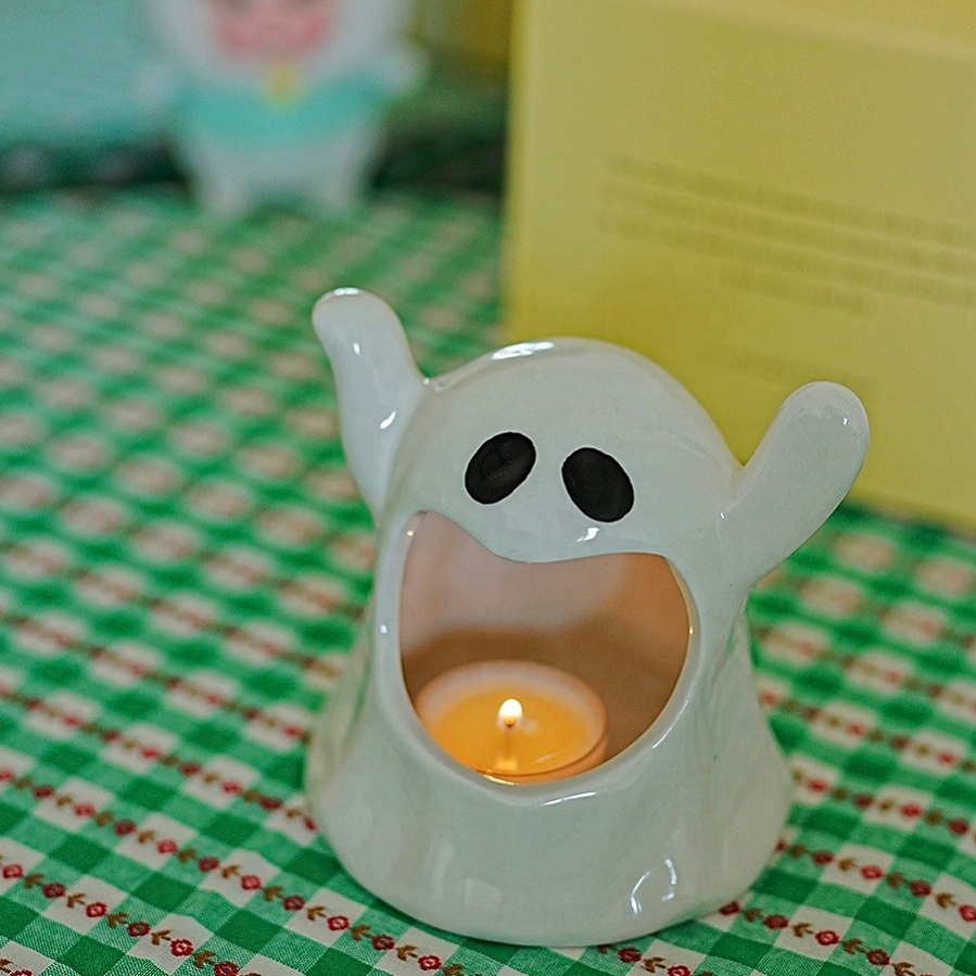 Factory Price Custom Handmade Ceramic Candle Halloween Little Ghost Candle Bulk Natural Soy Wax Candle for Halloween Decoration