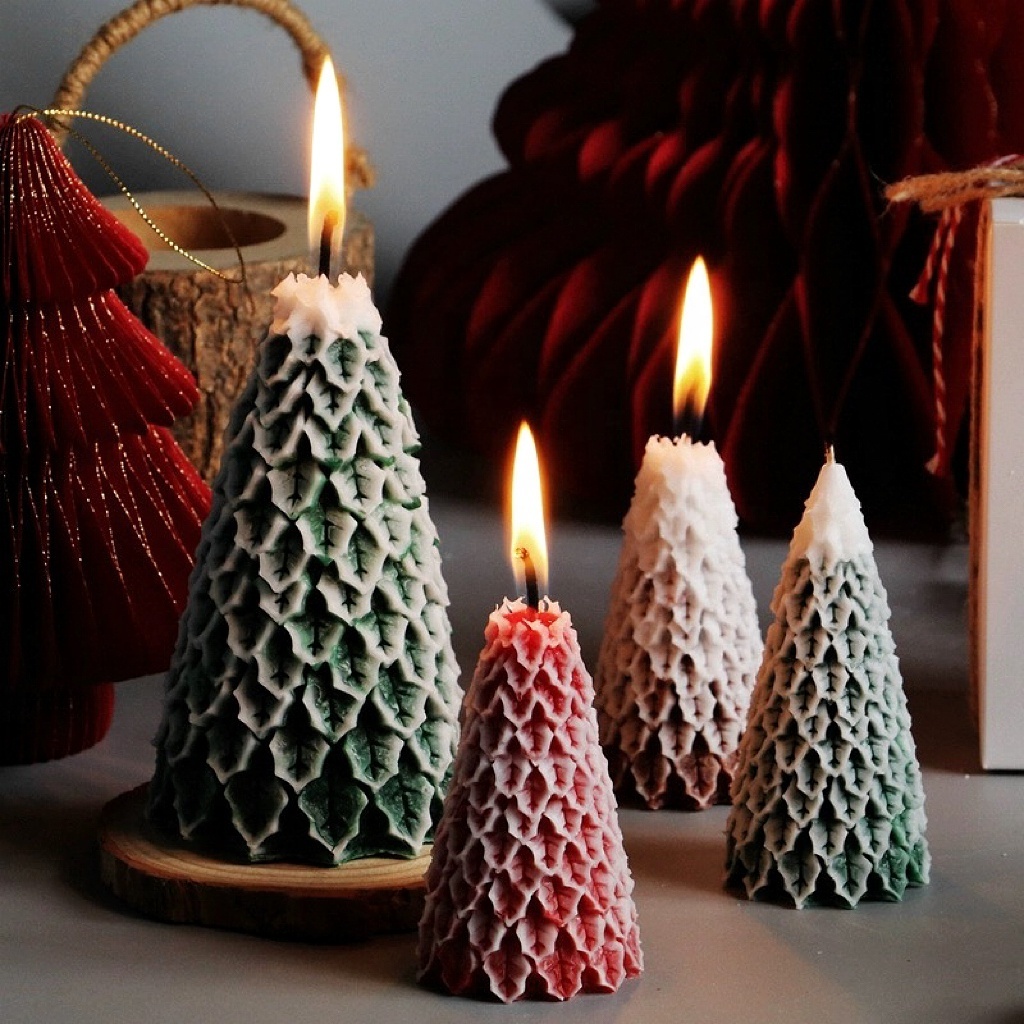 Customized Various Soy Wax Christmas Tree Candle Scented Candles for Christmas