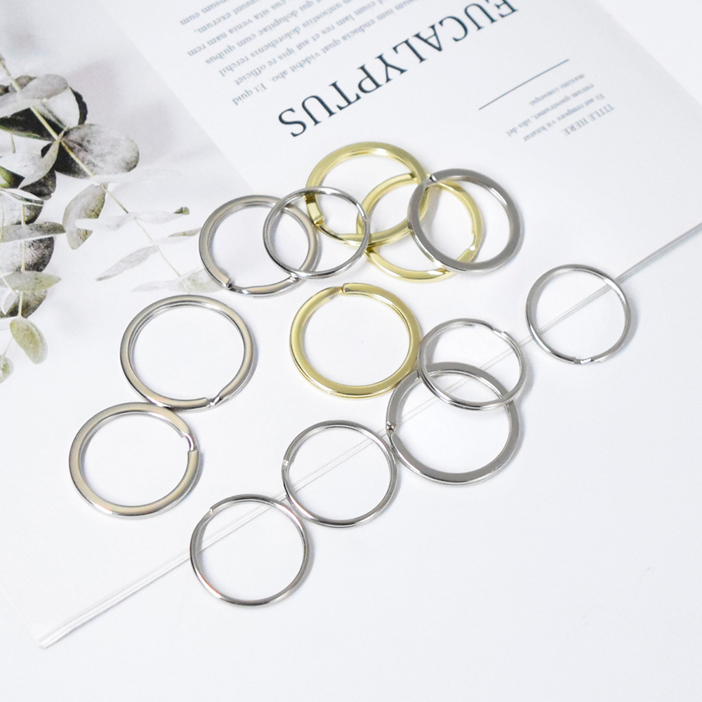 Nickel Plated Keychain 25mm Iron Round Keychain Ring Lead-Free Customizable Metal Keychain