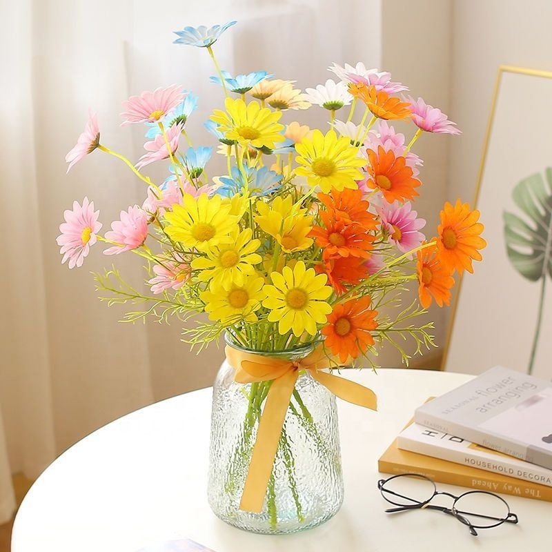 MF-L664 Home Decoration 5-head Simulation Daisy Artificial Flowers Dutch Persian Chrysanthemum Chamomile Wedding Silk flowers