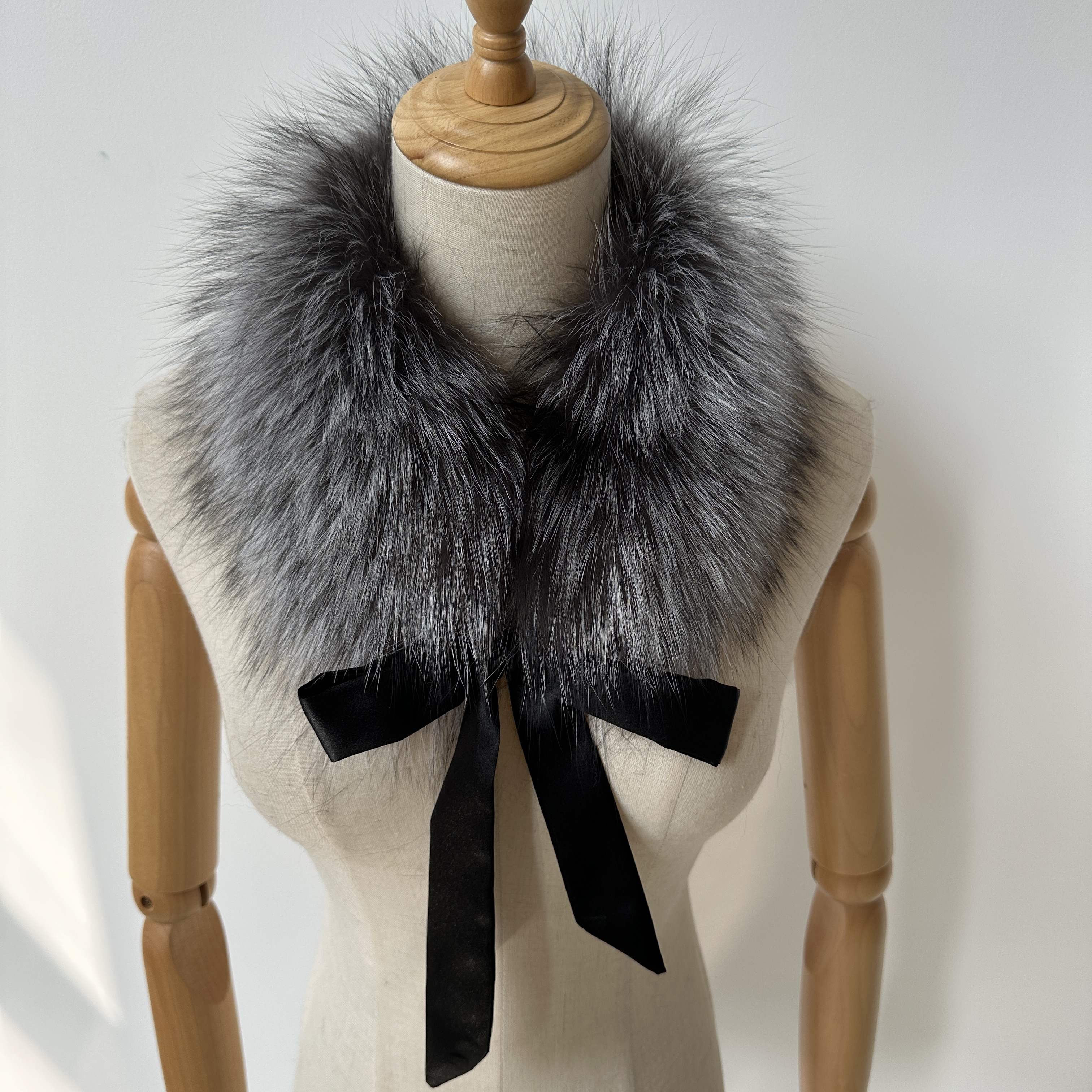 Custom Real Fox Fur Collar With Silk Ribbon Winter Raccoon Fur hood Trim Strips Collar Natural Fur Scarf Shawl