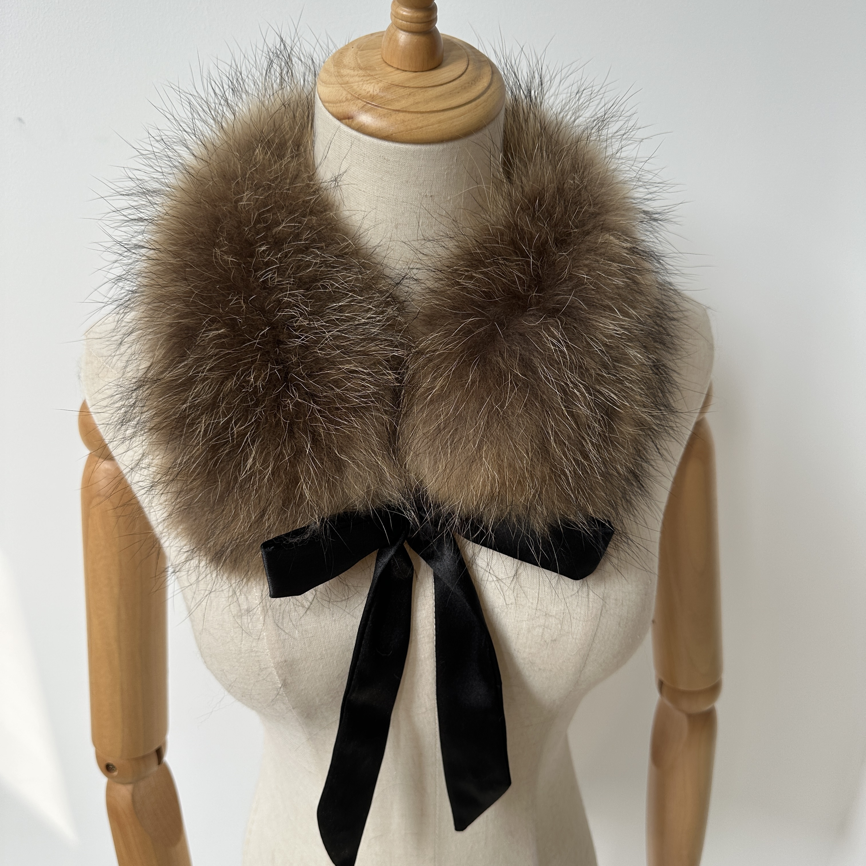 Custom Real Fox Fur Collar With Silk Ribbon Winter Raccoon Fur hood Trim Strips Collar Natural Fur Scarf Shawl