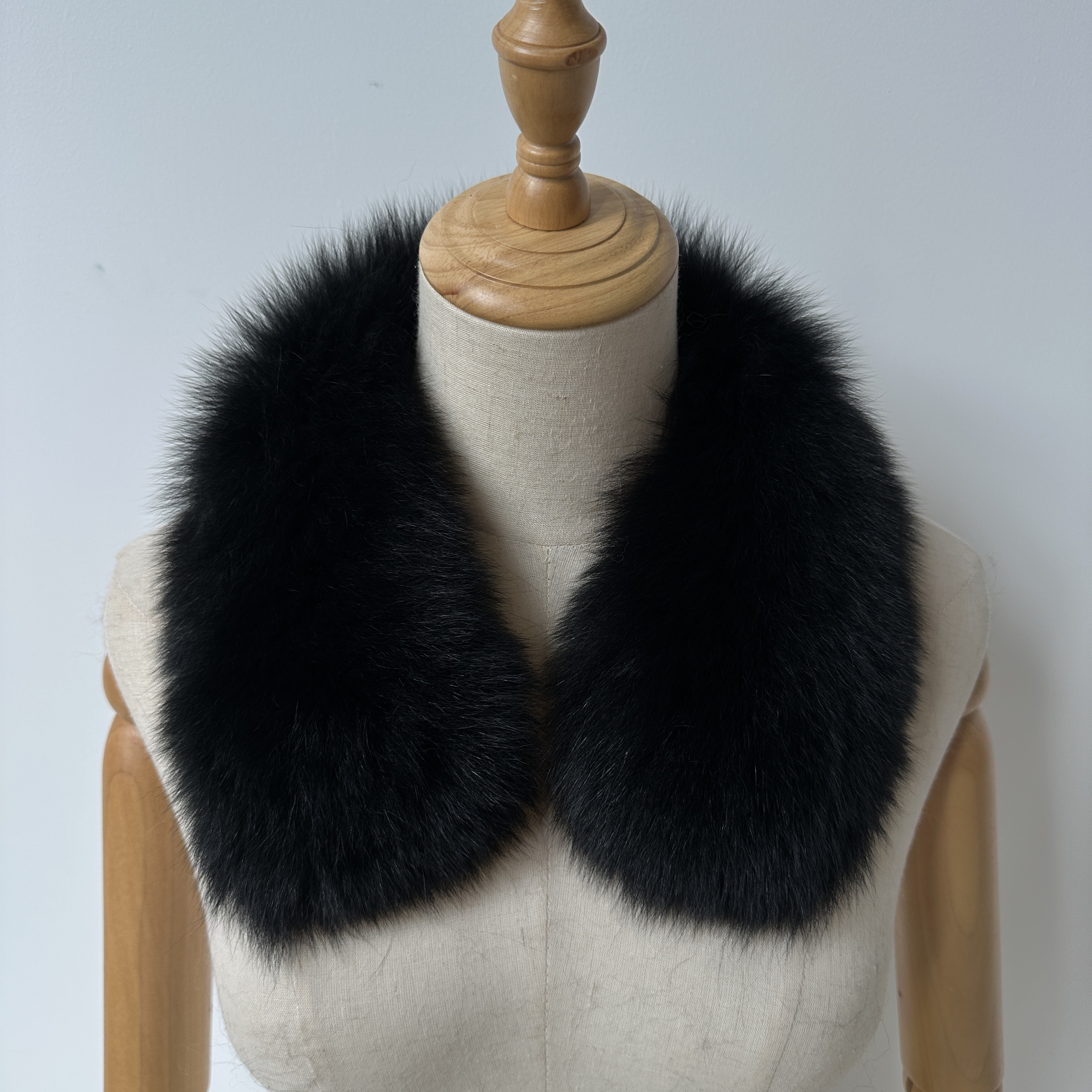 Custom Real Fox Fur Collar With Silk Ribbon Winter Raccoon Fur hood Trim Strips Collar Natural Fur Scarf Shawl