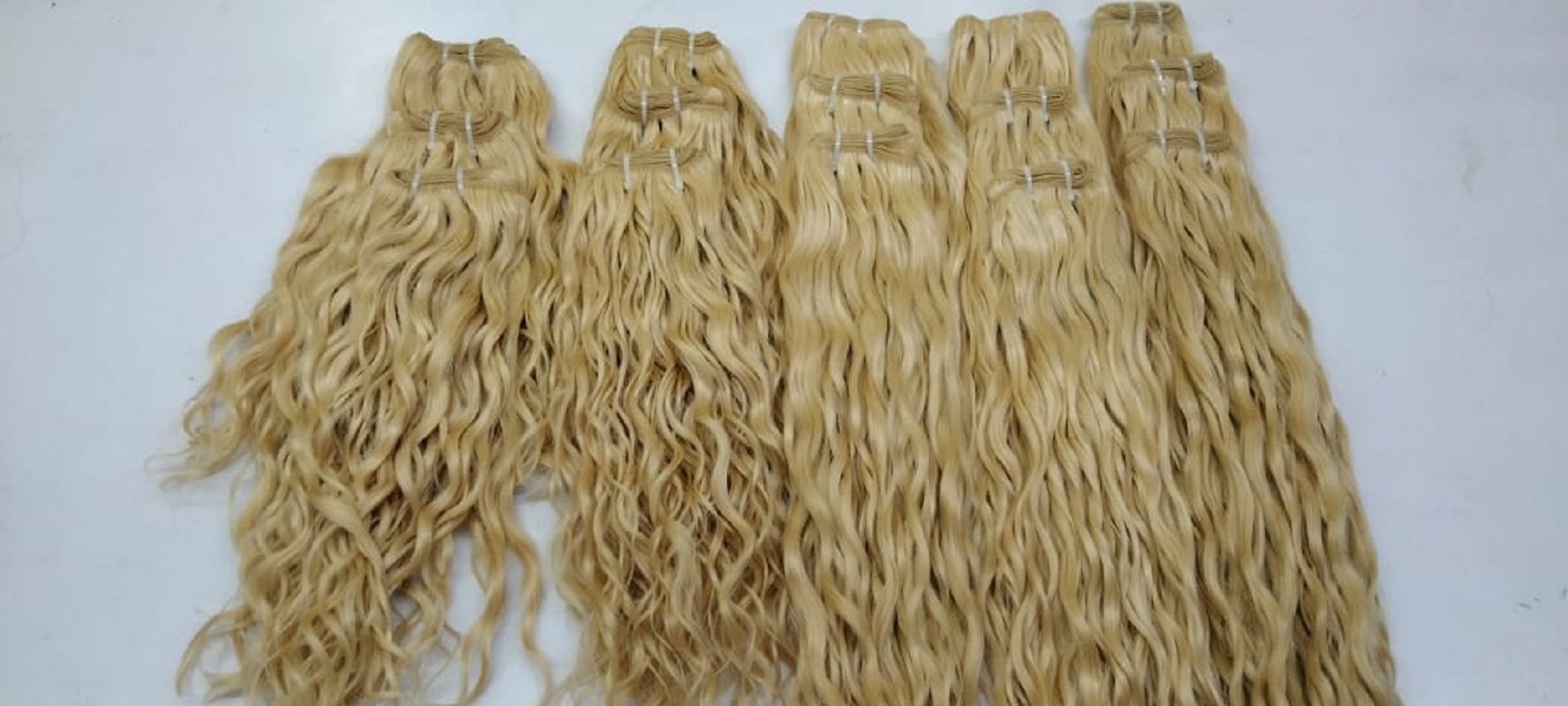 TOP QUALITY FULL CUTICLE ALIGNED 613 BLONDE HAIR INDIAN VIRGIN SINGLE DONOR MACHINE WEFT BUNDLES VENDOR MANUFACTURER