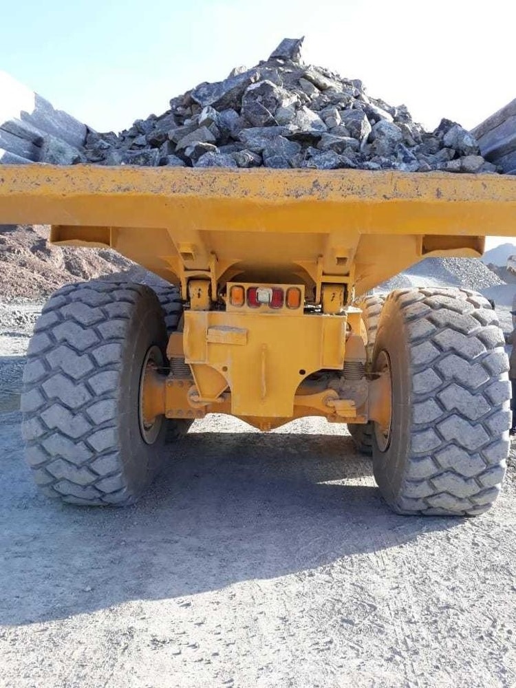 Hot sale wheel loader tires 23.5-25 23 5 25 23.5X25 otr tires for sale