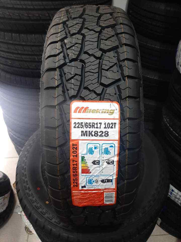 Vehicles accessories passenger car tires SUV  4x4 tyres 31*10.5R15 265/70R16 235/75R15 mud, all terrain tires 275/55R20 23575r15