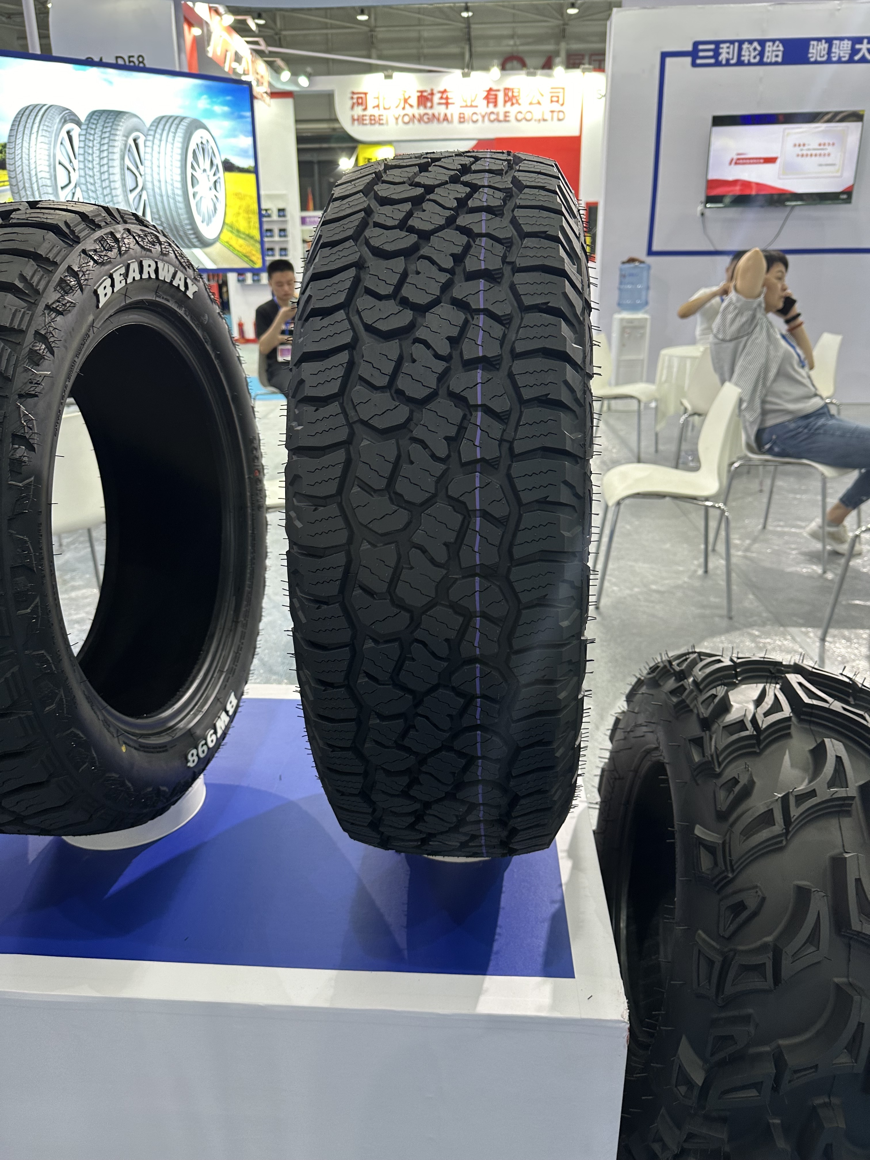 Tubeless Suv 4x4 Tire 265/65r17  for AT MT All Terrain Passenger Tires Wholesale price tire 35/12.50/20 35x12.50r22 on sale