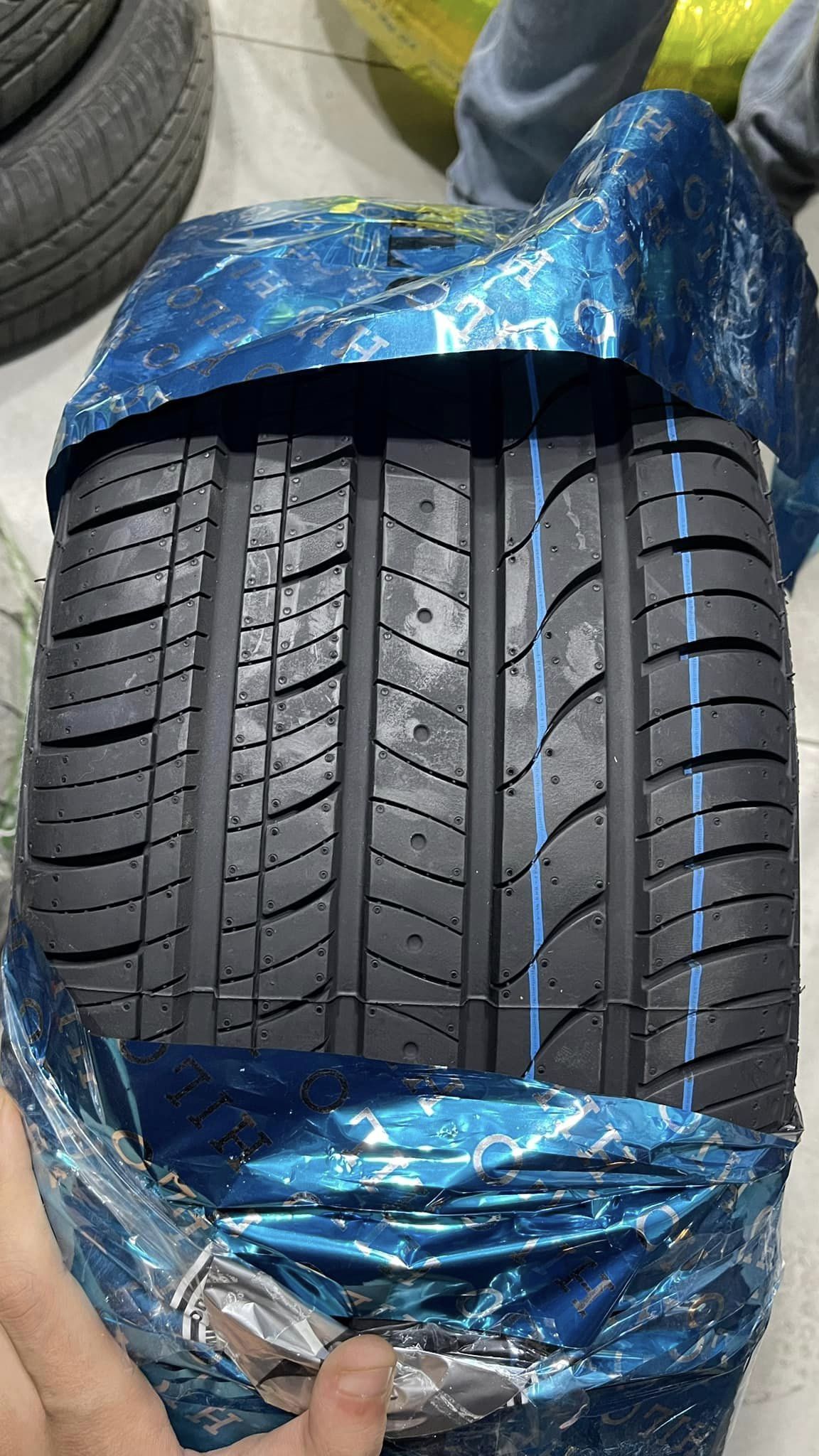 215 55 17 tires annaite225 45 17 tyres for vehicles r16 r17 r15 2655517 195 65 15 tyres r20 2055516 235 65 16c 215 65 r16 hilo