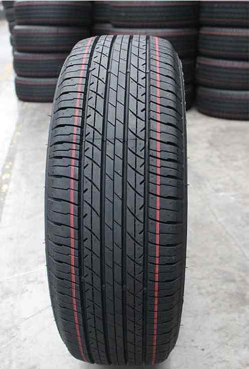 High Quality PCR Passenger Car Tires 215/55/17 205/55/16 175/70/13 245/40r18 195r15 at Mud Mt 265/75r16 31*10.5r15