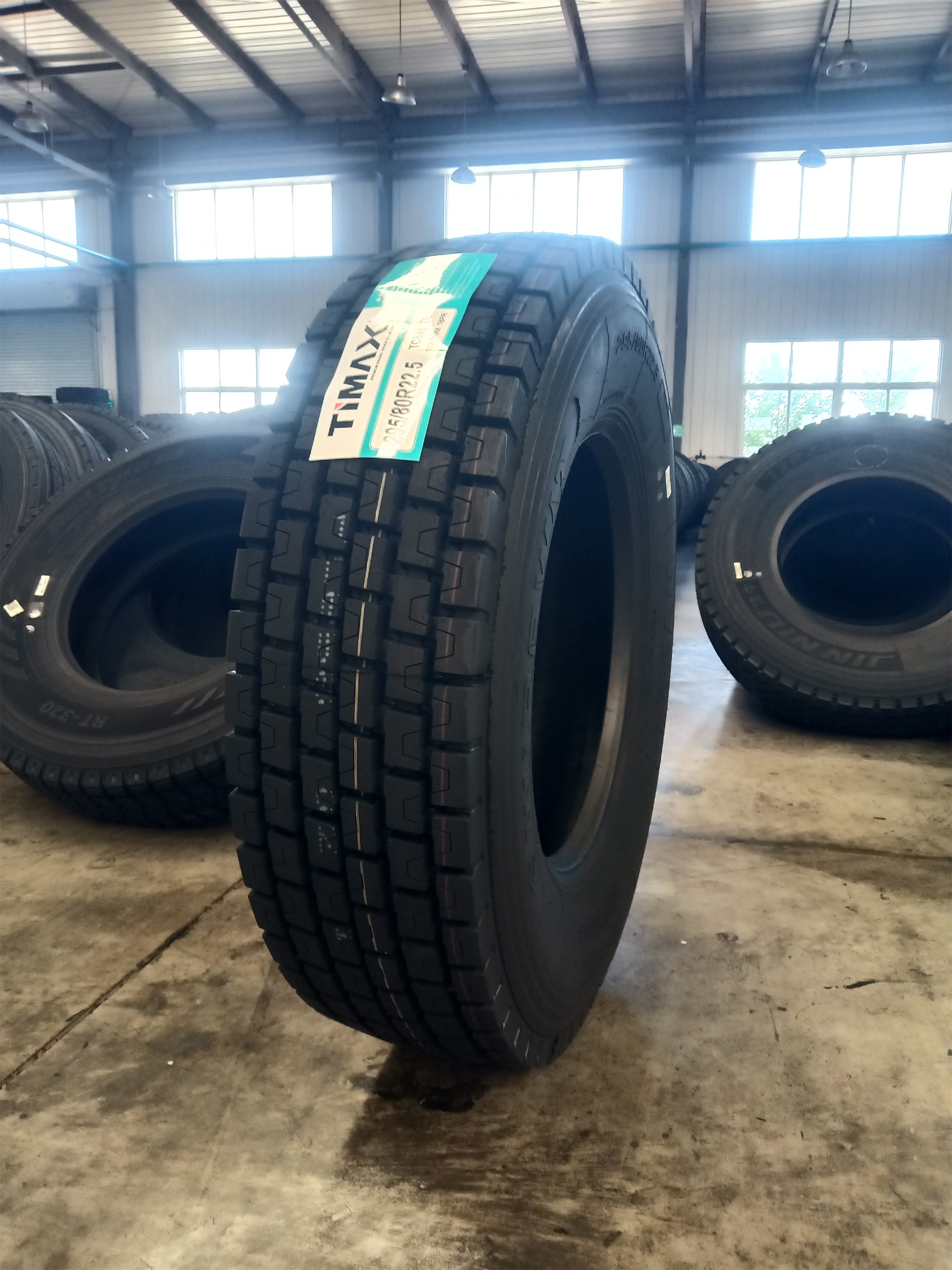 Chinese Tires Brand Timax/ Aeolus/Triangle/Double Star/Linglong Truck Tire R17.5 R22.5 R19.5 R24.5 R24, cheap price truck tires