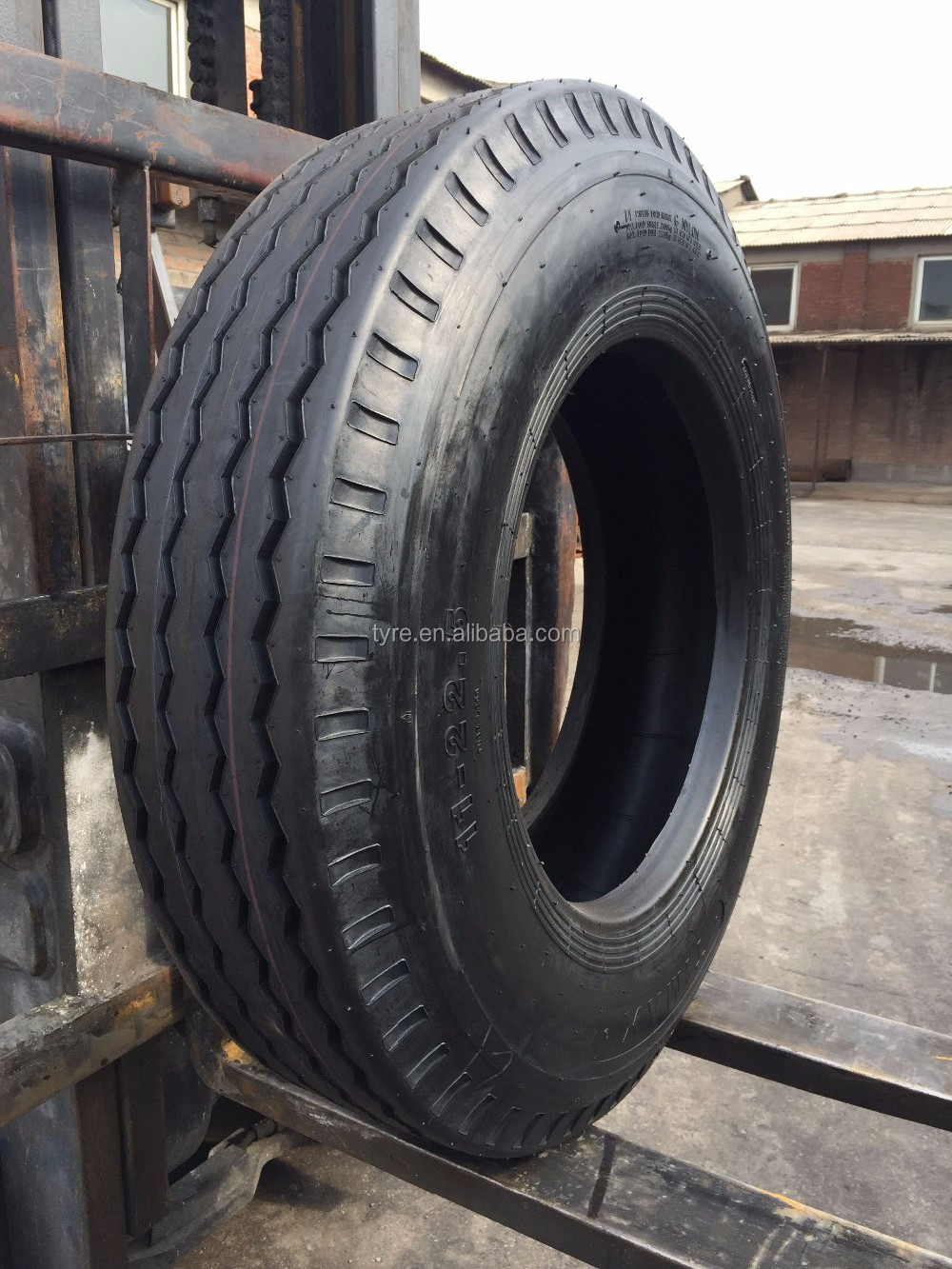 Famous brand China boto tyres 215/75r17.5 new tyres 750r16