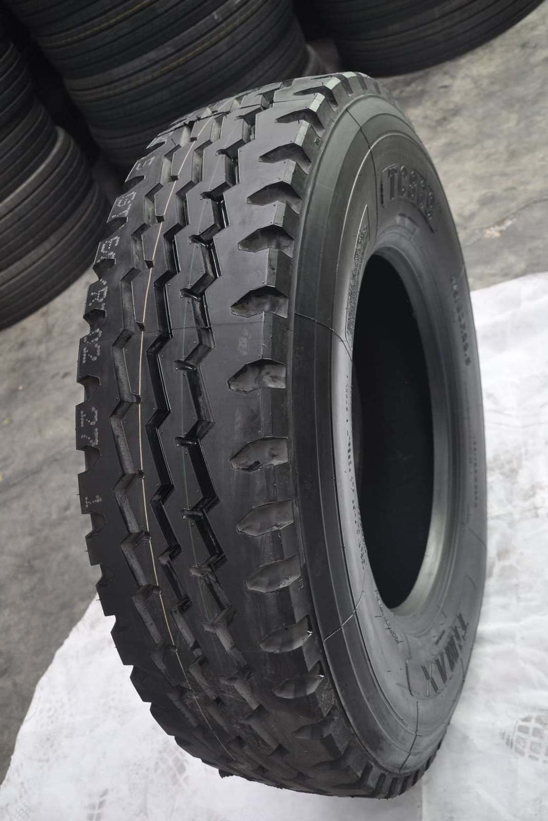 tyres 11R22.5 295/80R22.5 315/80R22.5 TBR Radial Truck Tire Inner Tubeless Manufactured in China  TIMAX  Brand