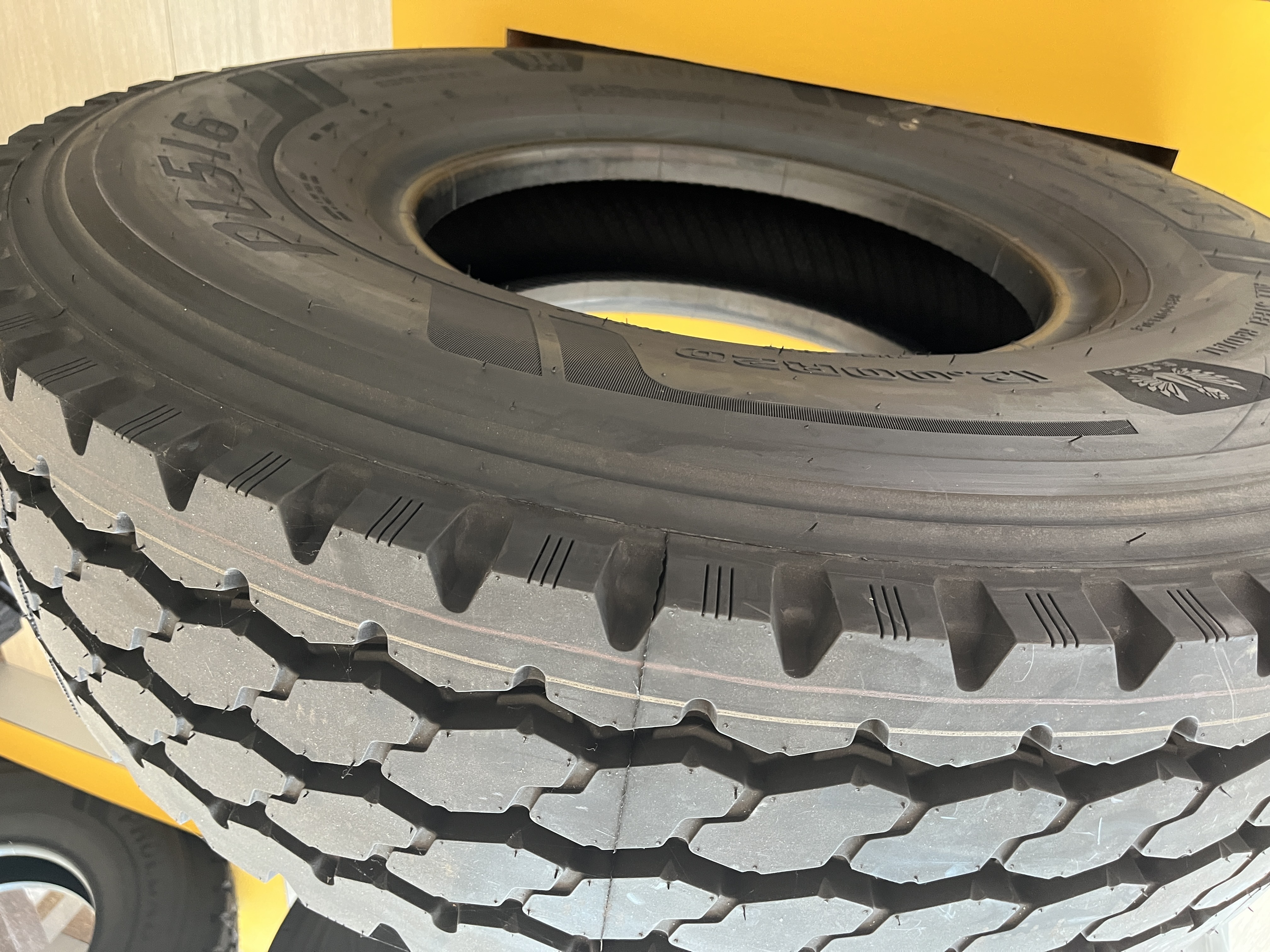 Wholesale Radial Tyres 295/75r 22.5 Truck Tires 11r22.5 12r22.5 13r22.5 315/80r22.5 295/80r22.5 Gt Radial Truck Tire 385/65r22.5