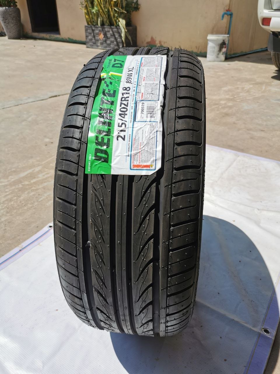 Car Tires R15 R16 R17 R18 R19 R20 R22 R24 235 75 15 205/75r15 215/55/17 175 70 R14 285/65r18 33X12.5r15 175/70r13 295/70r17