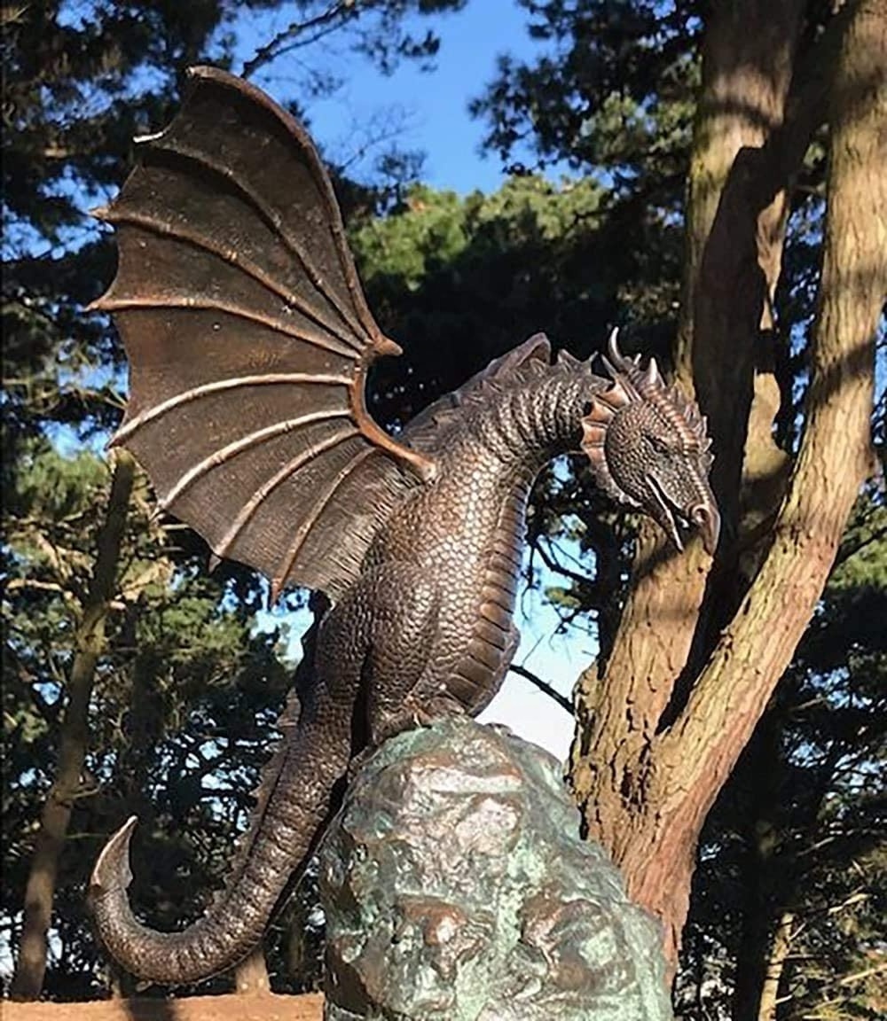 Medieval winged dragon sculpture garden flying bronze dragon statue water fountain