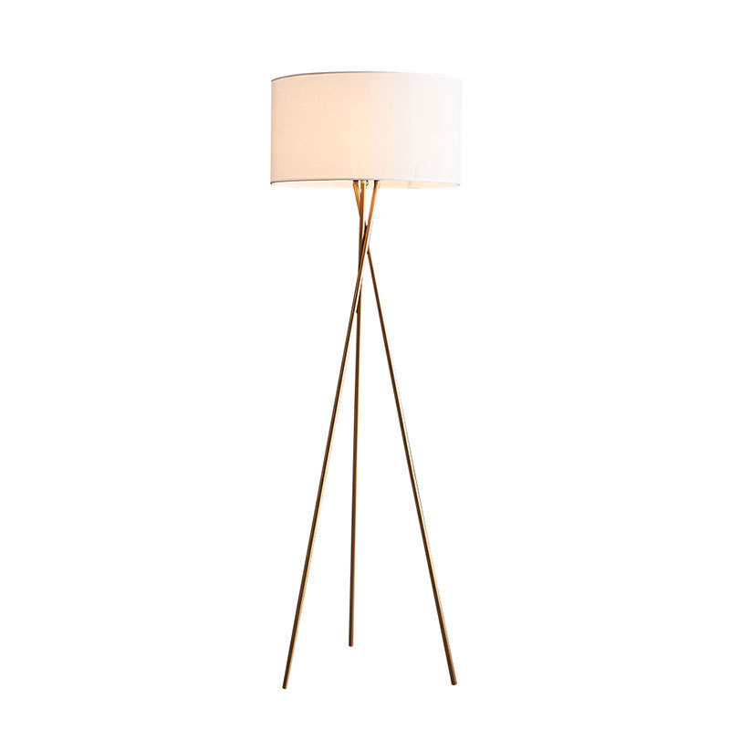 Hotel Luxury Modern Standing Corner Light Classic Creative Decorative Standing Tripod Floor Lamp For Living Room