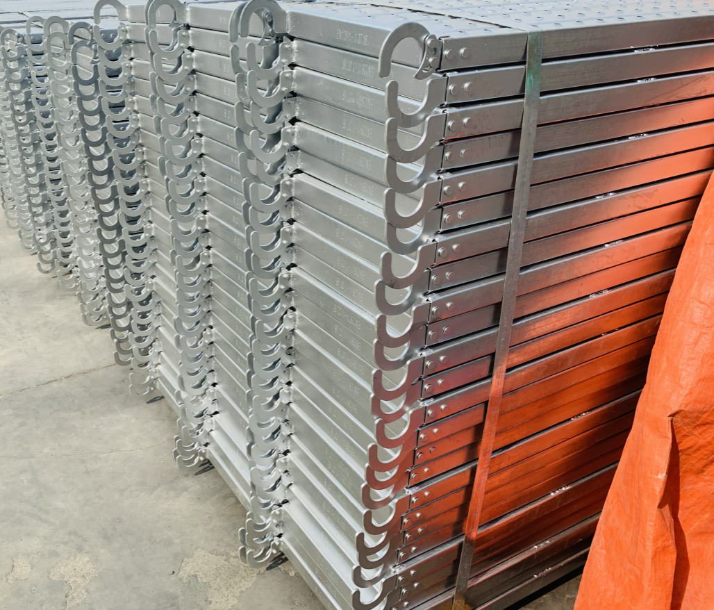 High quality perforated steel scaffold walkway plank 152mm steel plank