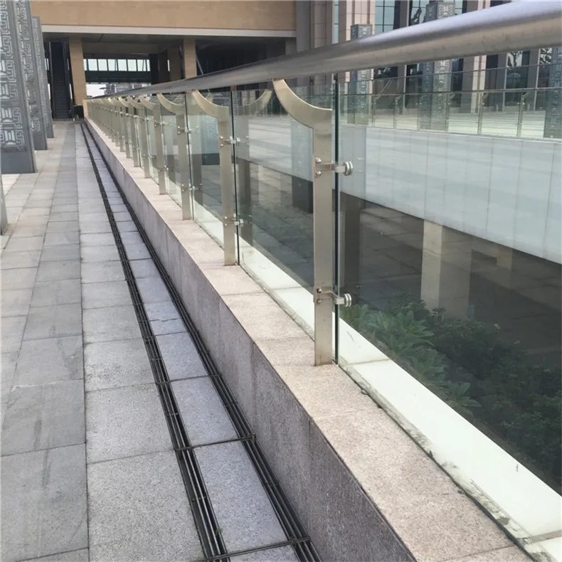 Good Quality Outdoor Glass Railing Balustrades Post Stainless Steel Stair Handrails Post for Mall