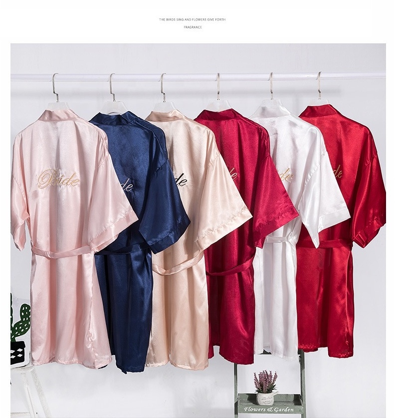 Low moq bulk wholesale custom logo cheap champagne bridesmaid solid silk satin robes for women