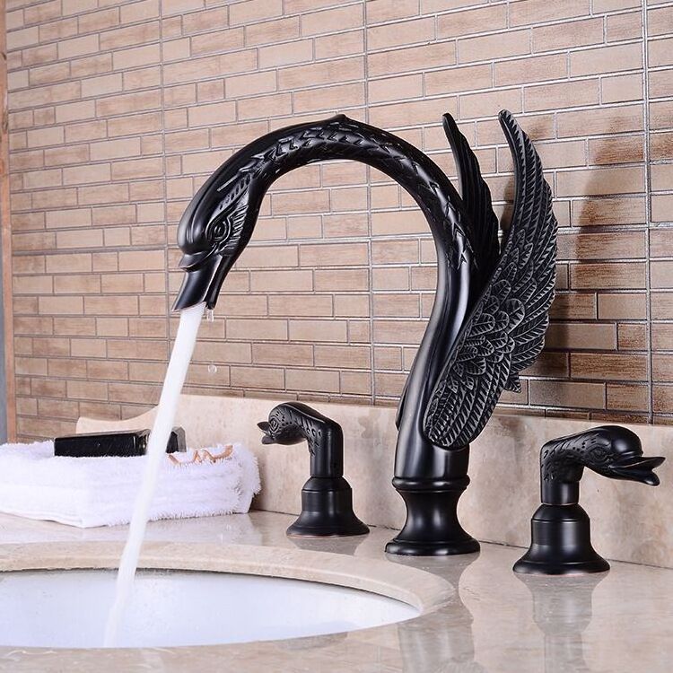 High Quality European Luxury Animal Faucet Gold Plated Swan Faucets 3 Holes Bathroom Basin Faucet