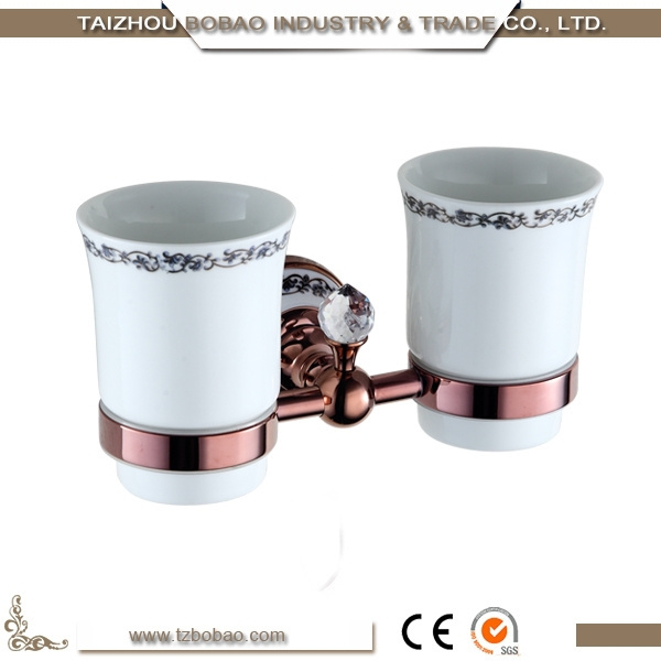 Decorative Rose Gold Bathroom Accessories Crystal Faucet Fitting Bath Sets Ceramic Bathroom Fitting